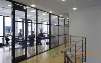 全面解讀80款辦公室裝修隔斷材料 單玻、雙玻與百葉屏風(fēng)供應(yīng)指南